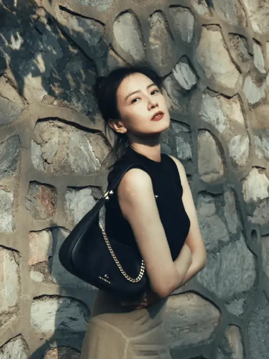 清醒演员_低调女明星_女明星整容吗